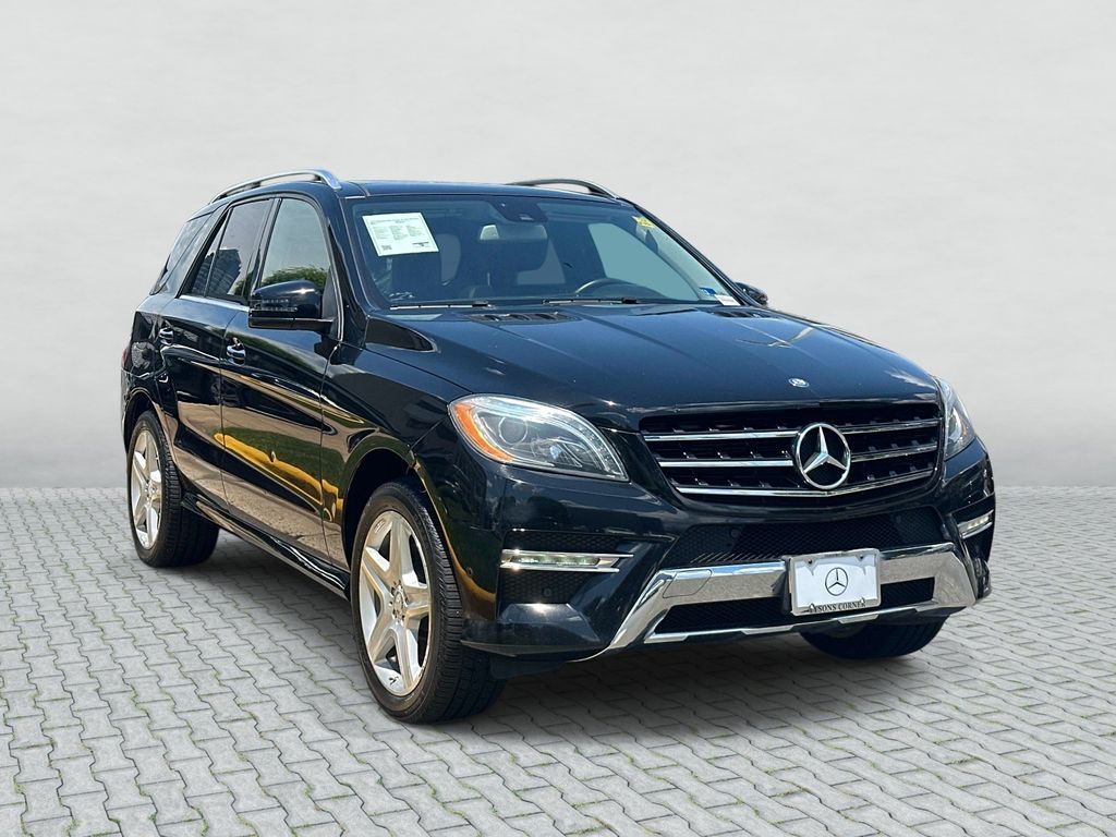 Thumbnail: 2014 Mercedes-Benz M-Class - 3