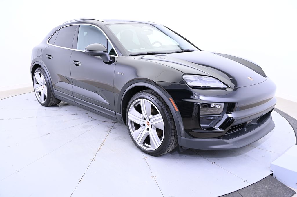 Thumbnail: 2025 Porsche Macan - 7