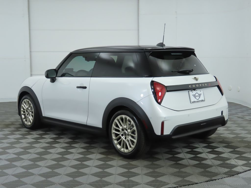 2025 MINI Cooper S 7