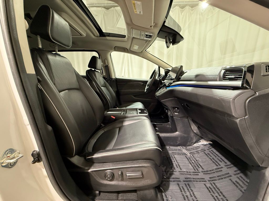 Thumbnail: 2025 Honda Odyssey - 24
