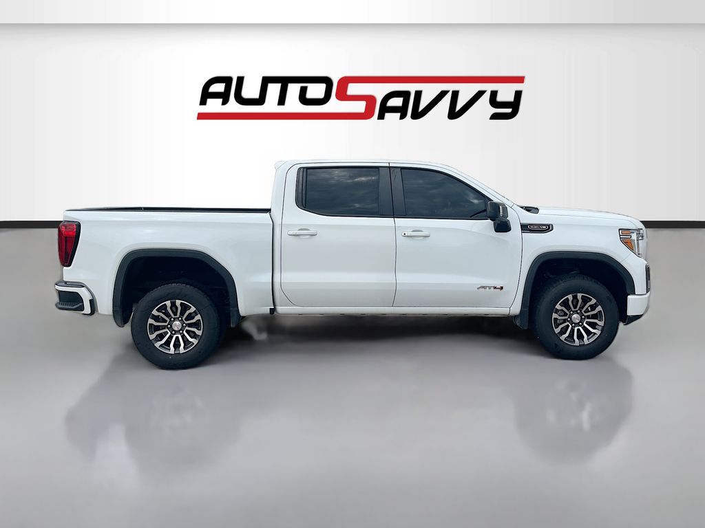 Used 2021 White GMC AT4 image 8