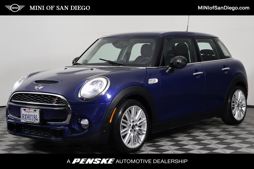 2018 MINI Cooper Base -
                  San Diego, CA