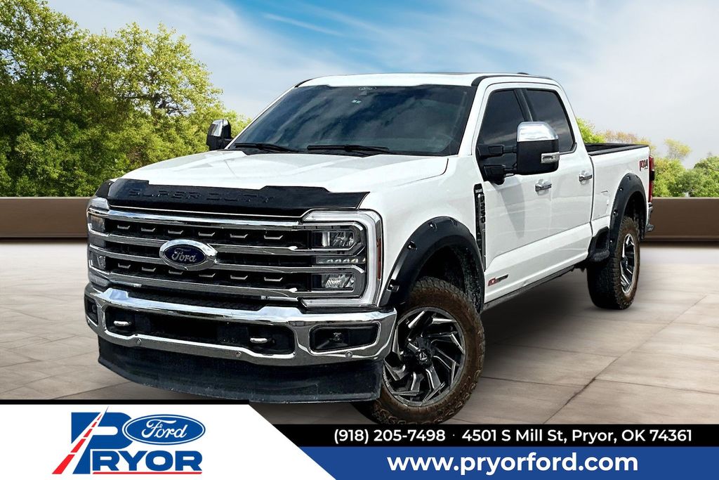 White Metallic 2024 Ford F-250 Super Duty Pickup Truck Four-Wheel Drive Automatic
