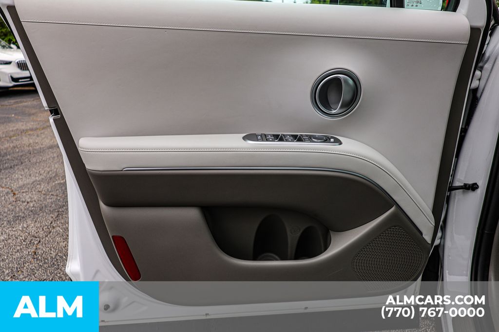 Used 2026 White Hyundai SEL image 49