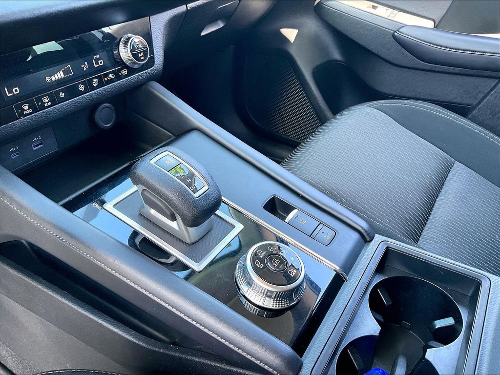 2023 Mitsubishi Outlander — photo 19