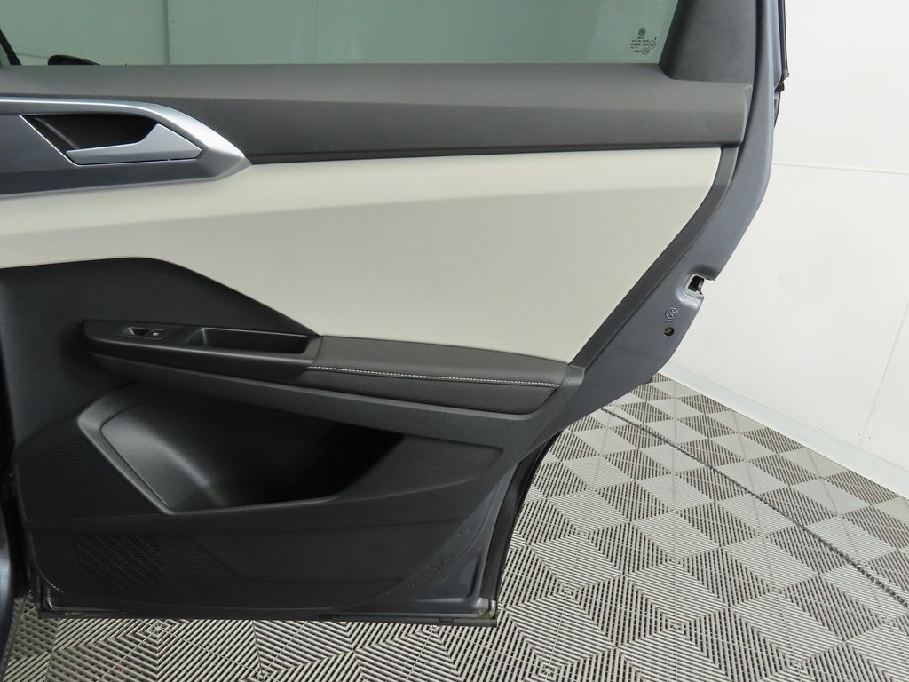 Thumbnail: 2025 Volkswagen Taos - 27