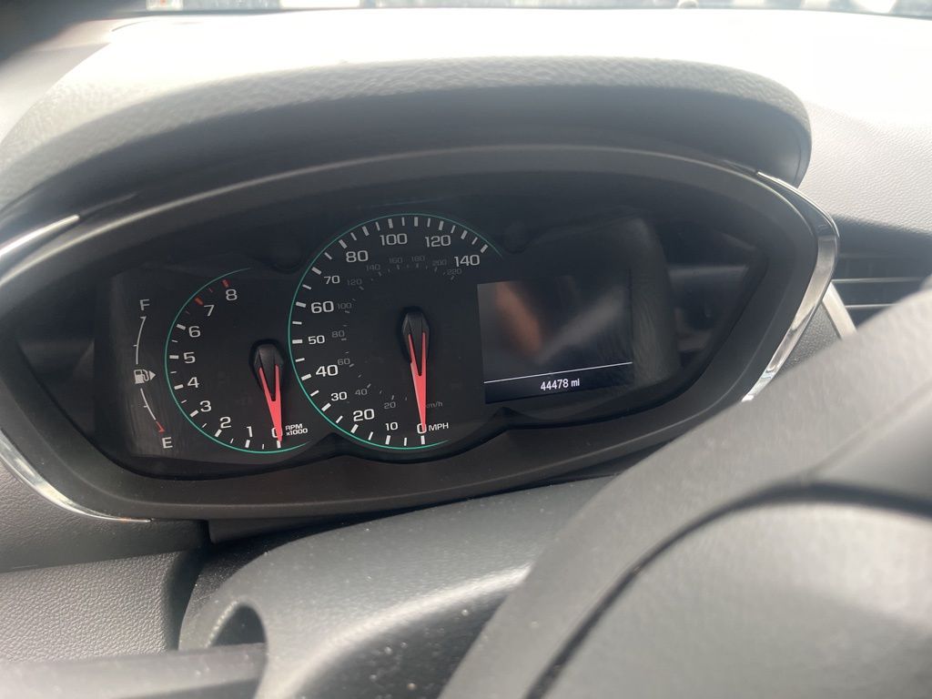 Used 2021 Chevrolet Trax LT with VIN KL7CJLSB4MB308595 for sale in Miami Lakes, FL