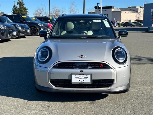 Thumbnail: 2026 MINI Cooper - 8