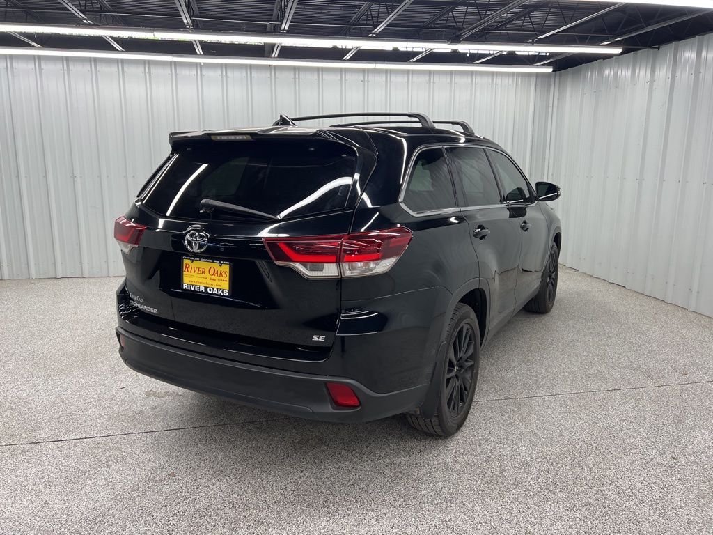 2019 Toyota Highlander SE Black at Cook Ford