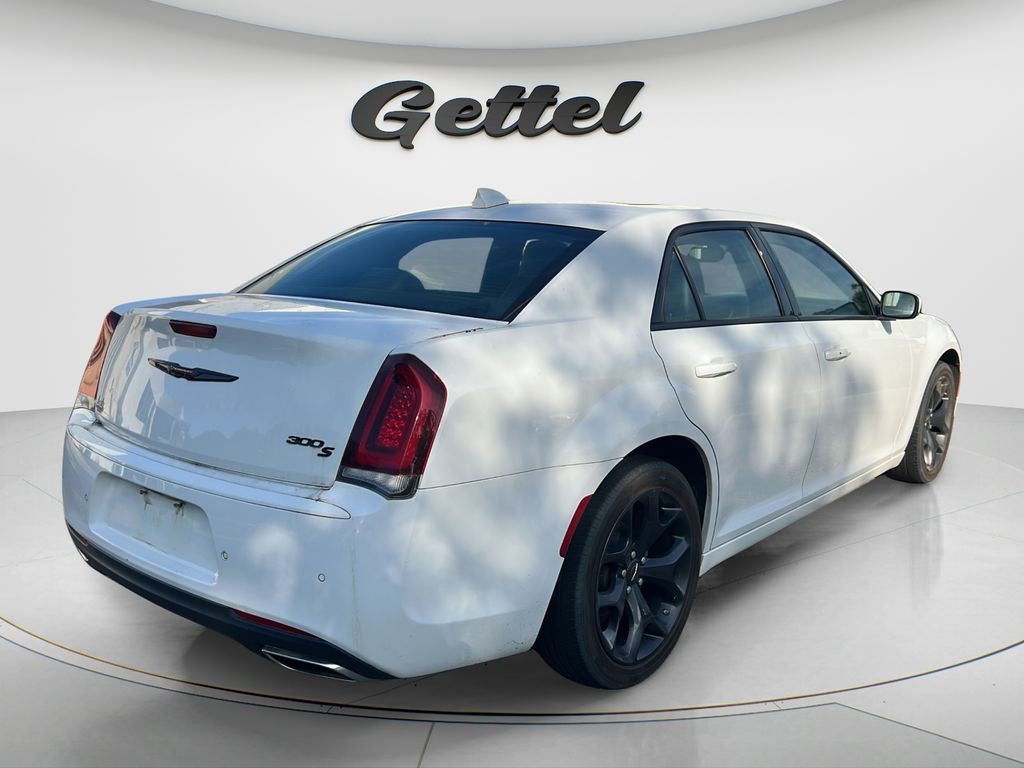 Used 2023 White Chrysler S image 8