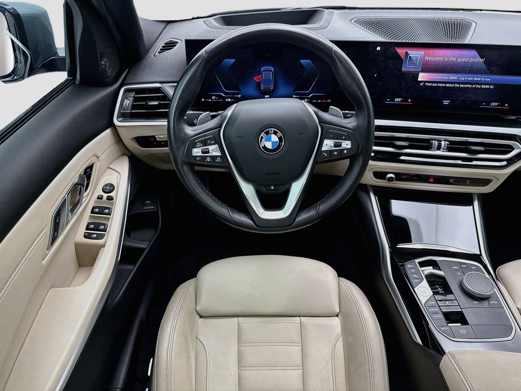 Thumbnail: 2023 BMW 3 Series - 10