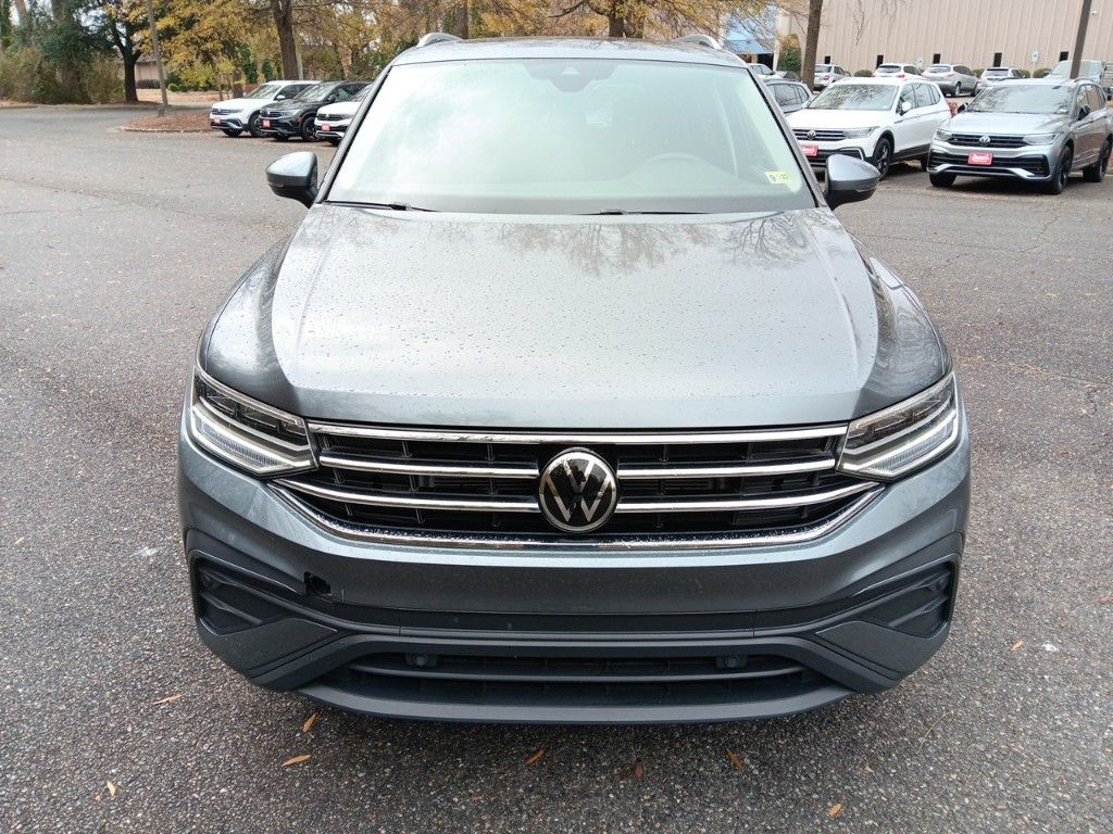 2022 Volkswagen Tiguan 2.0T SE 8