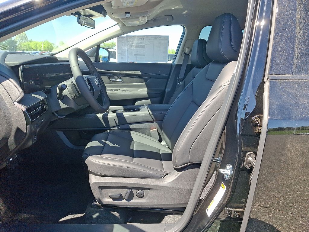 2025 Nissan Murano SV 6
