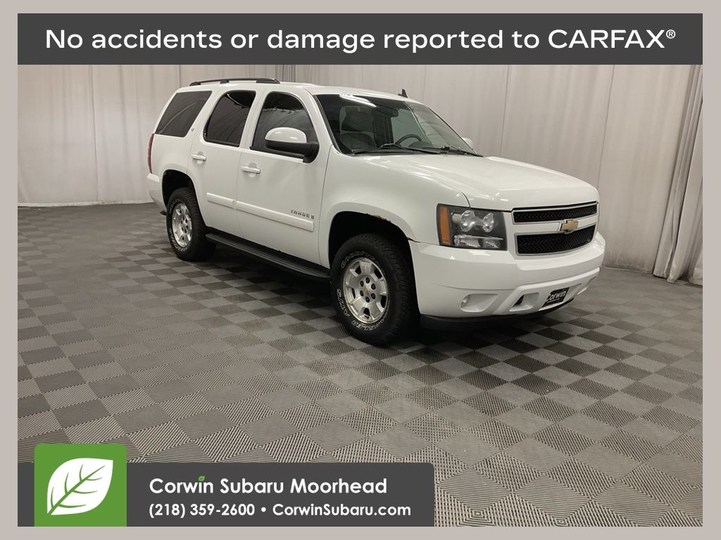 Summit White 2008 Chevrolet Tahoe LT 4WD SUV / Crossover Four-Wheel Drive 4-Speed Automatic Overdrive