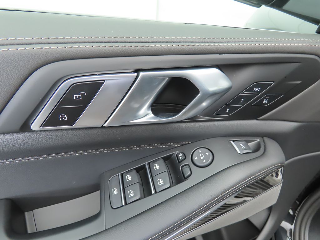 Thumbnail: 2026 BMW X5 - 23