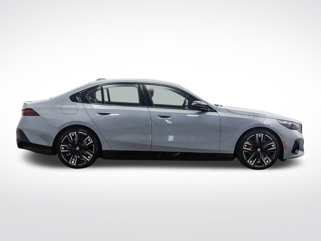 Thumbnail: 2024 BMW i5 - 6