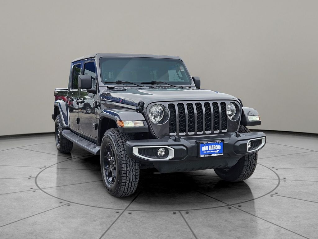 Used Car 2023 Jeep Gladiator  Texas Trail For Sale Under $30,000 In San Marcos, Texas