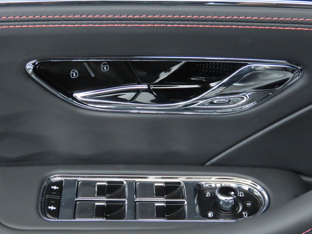 Thumbnail: 2025 Bentley Flying Spur - 25