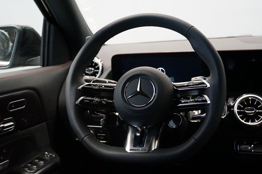2025 Mercedes Benz GLA AMG 35 4MATIC photo 12