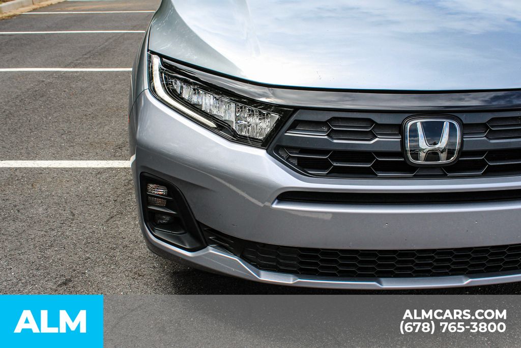 Used 2025 Blue Honda EX-L image 11