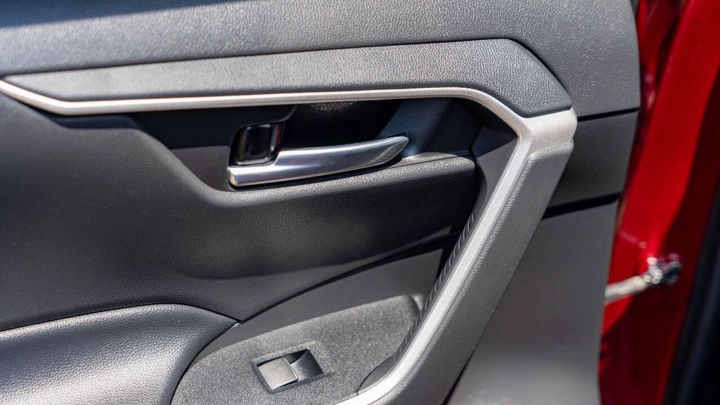 Used 2020 Toyota RAV4 XLE Premium 4D Sport Utility