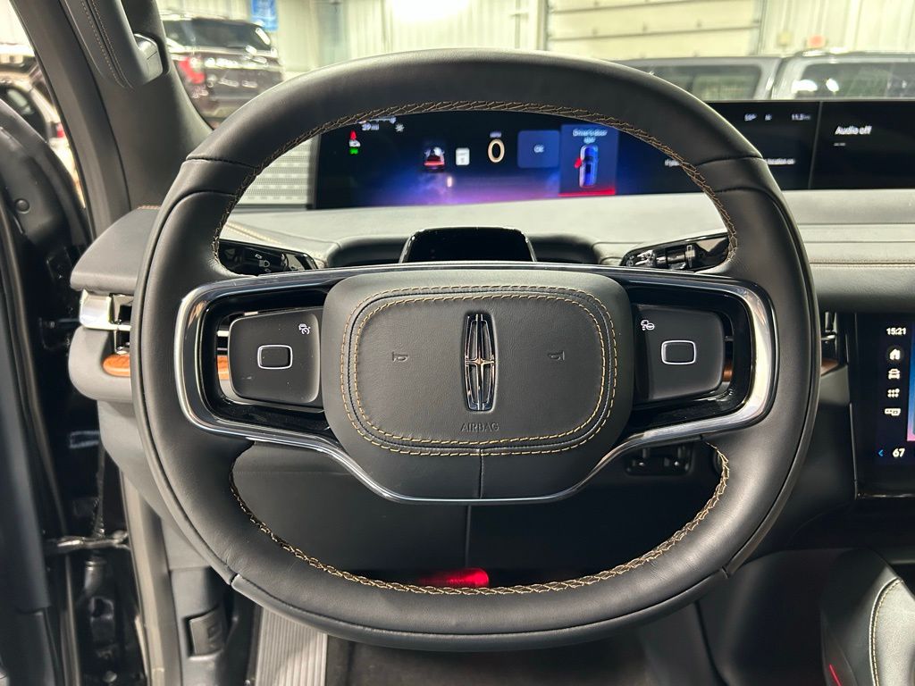 new 2026 Lincoln Navigator L car, priced at $130,970