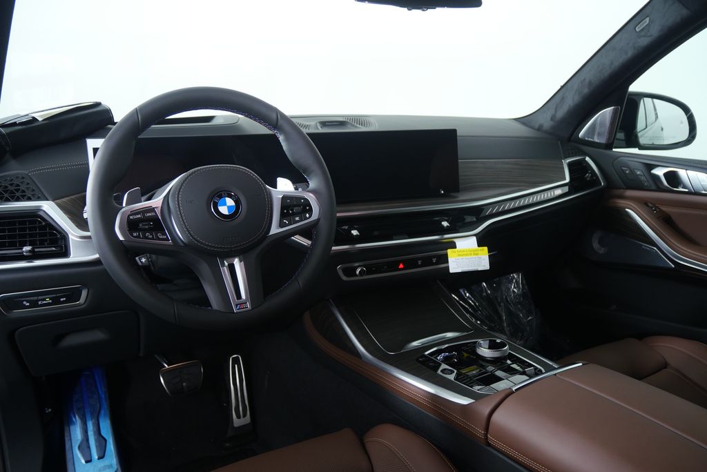 Thumbnail: 2026 BMW X7 - 19