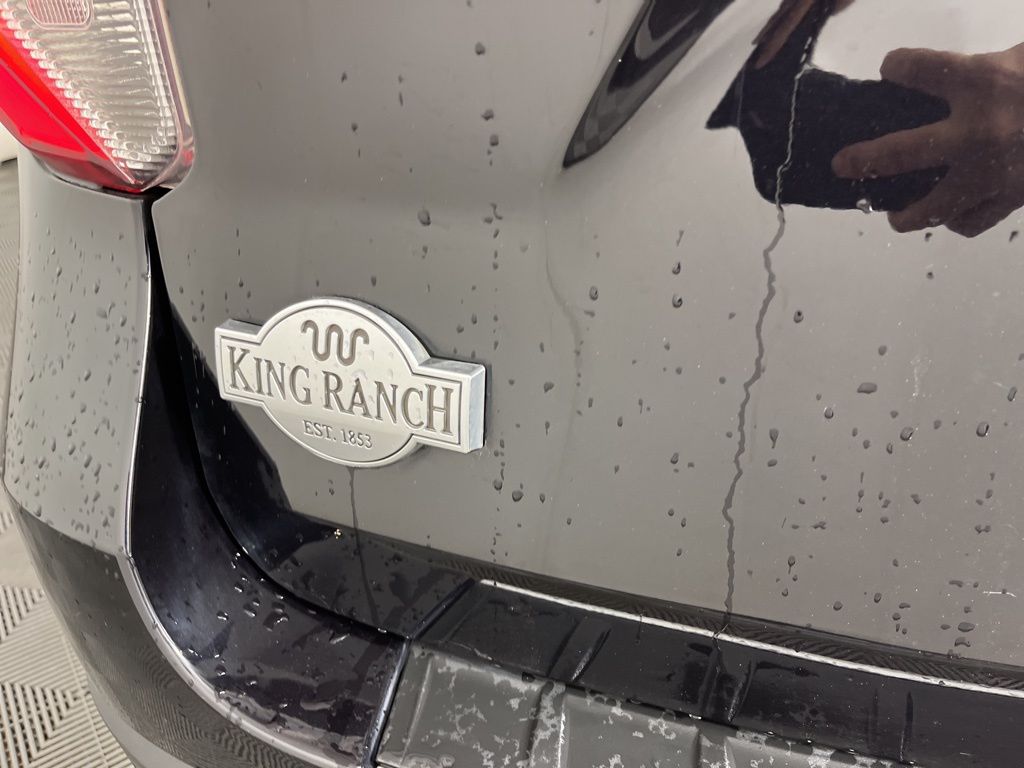 Thumbnail: 2022 Ford Explorer - 4