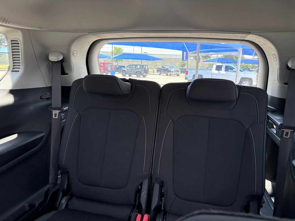 Used Car 2023 Jeep Grand Cherokee L  Laredo For Sale Under $25,000 In San Marcos, Texas