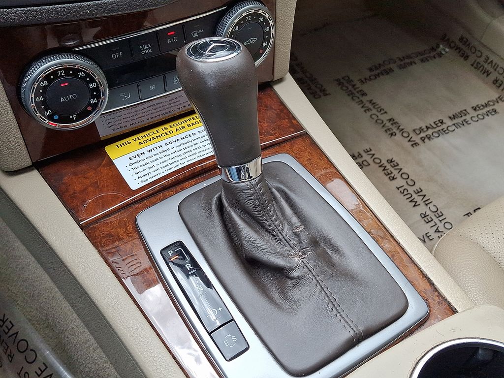 2011 Mercedes-Benz C-Class C 300 15