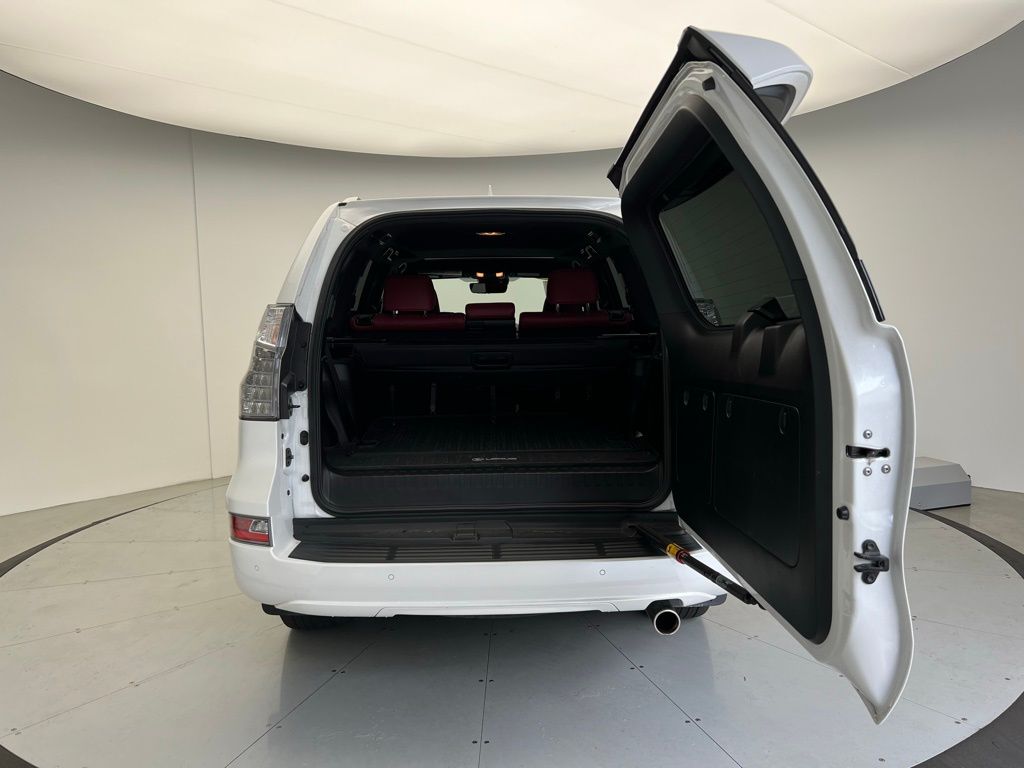 Thumbnail: 2023 Lexus GX - 5