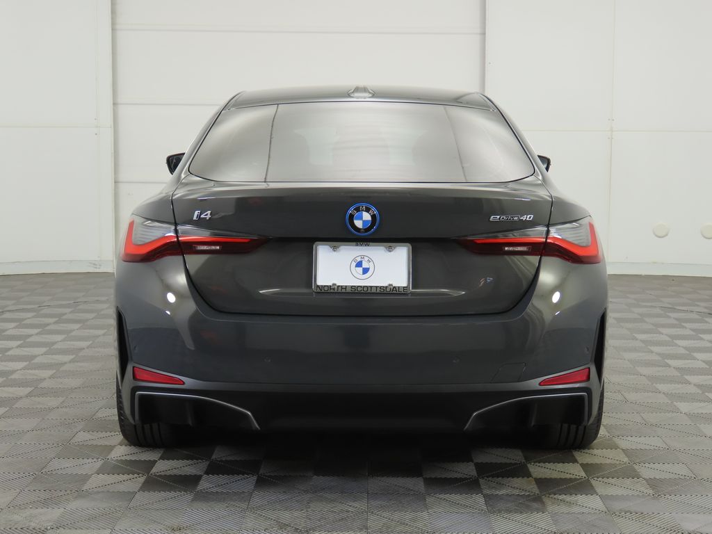 Thumbnail: 2023 BMW i4 - 6