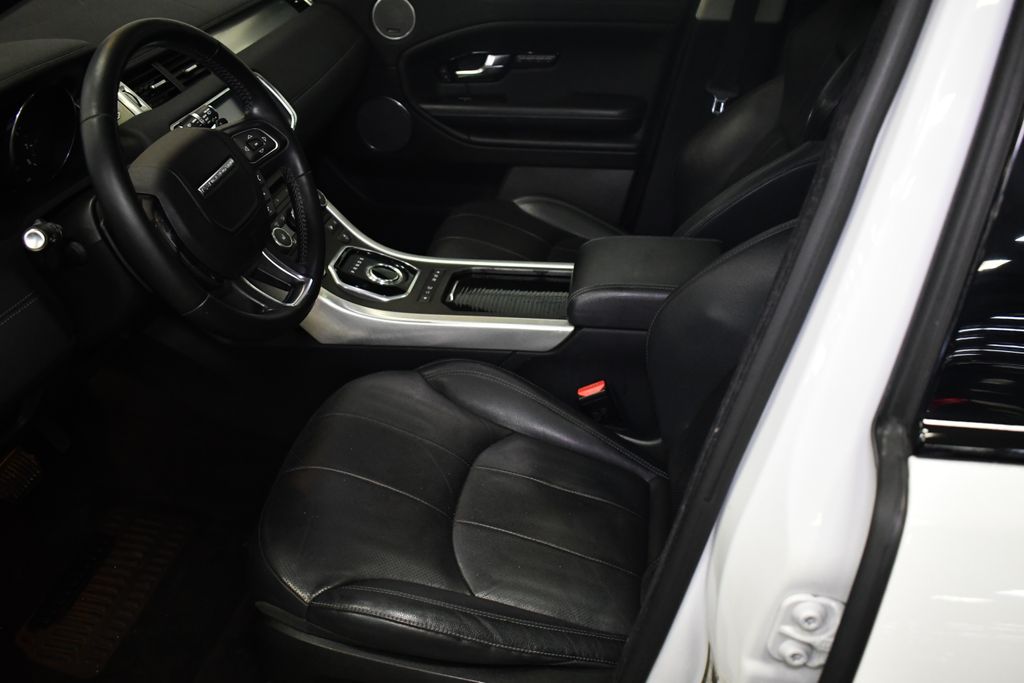 Thumbnail: 2017 Land Rover Range Rover Evoque - 25