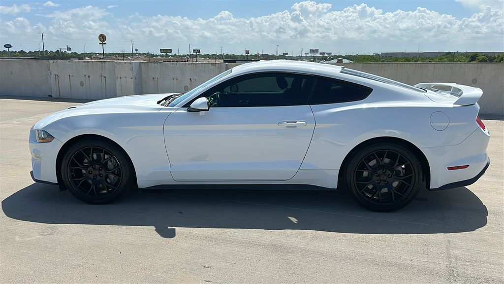2018 Ford Mustang EcoBoost - 8