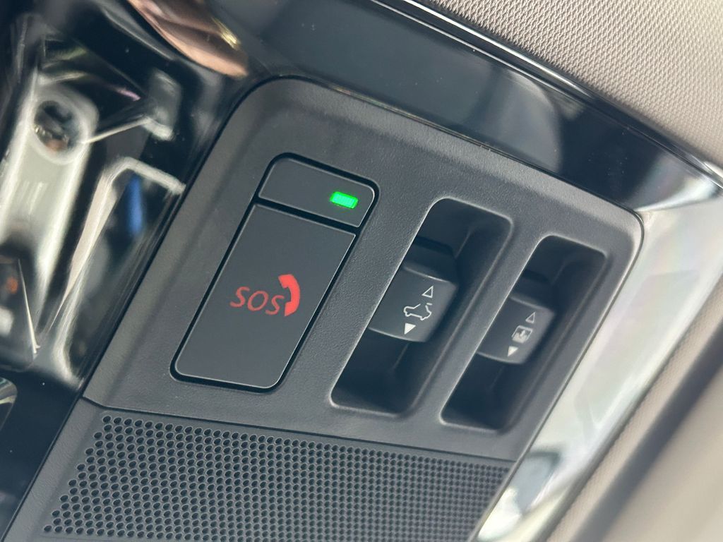 New 2026 White / Black Mitsubishi Trail Edition image 22