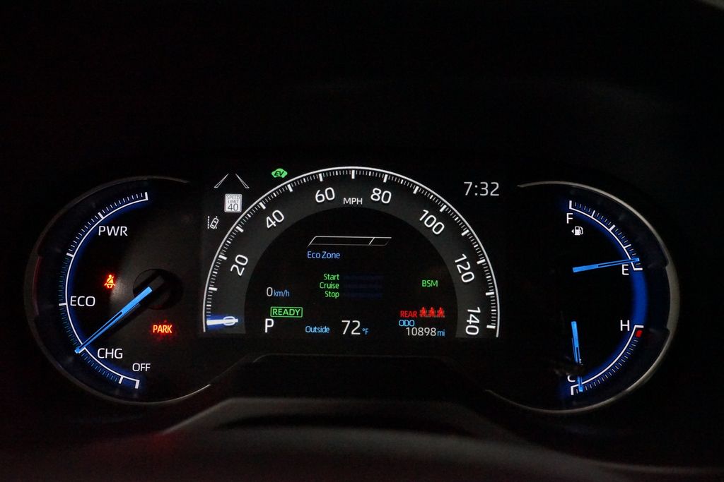 Thumbnail: 2025 Toyota RAV4 - 15