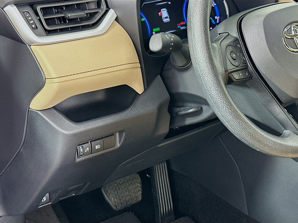 Thumbnail: 2025 Toyota RAV4 - 10