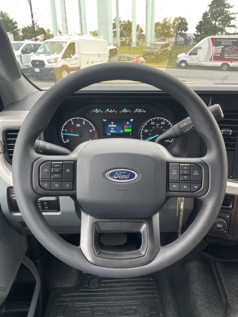 2025 Ford F-450 Chassis XL