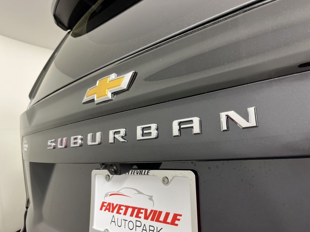 2025 Chevrolet Suburban Premier 3