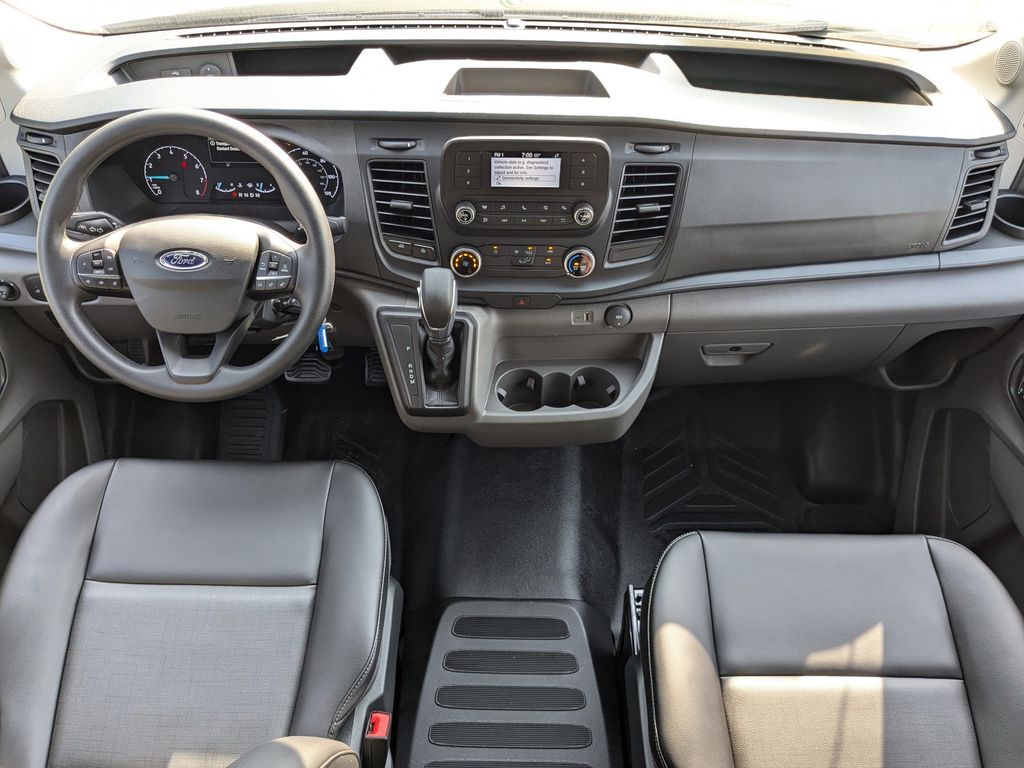 2025 Ford Transit 250