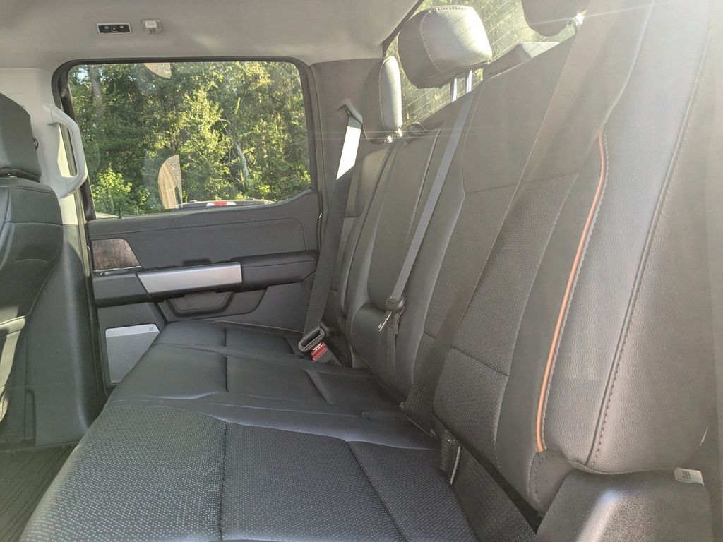 2026 Ford F-350 Super Duty Lariat