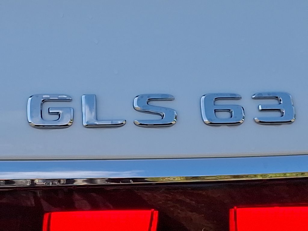 2025 Mercedes-Benz GLS 63 AMG 28