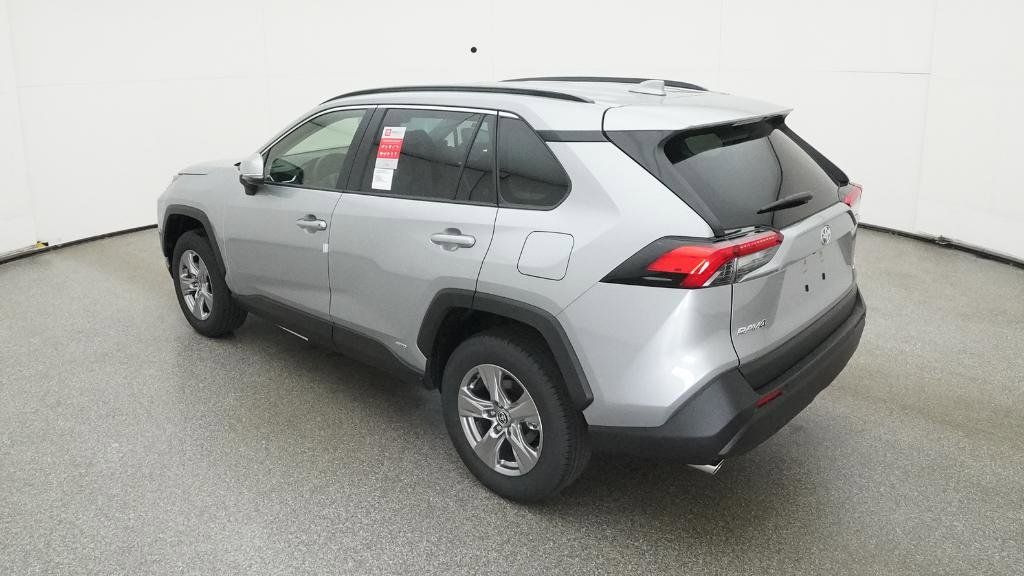 Thumbnail: 2025 Toyota RAV4 - 10