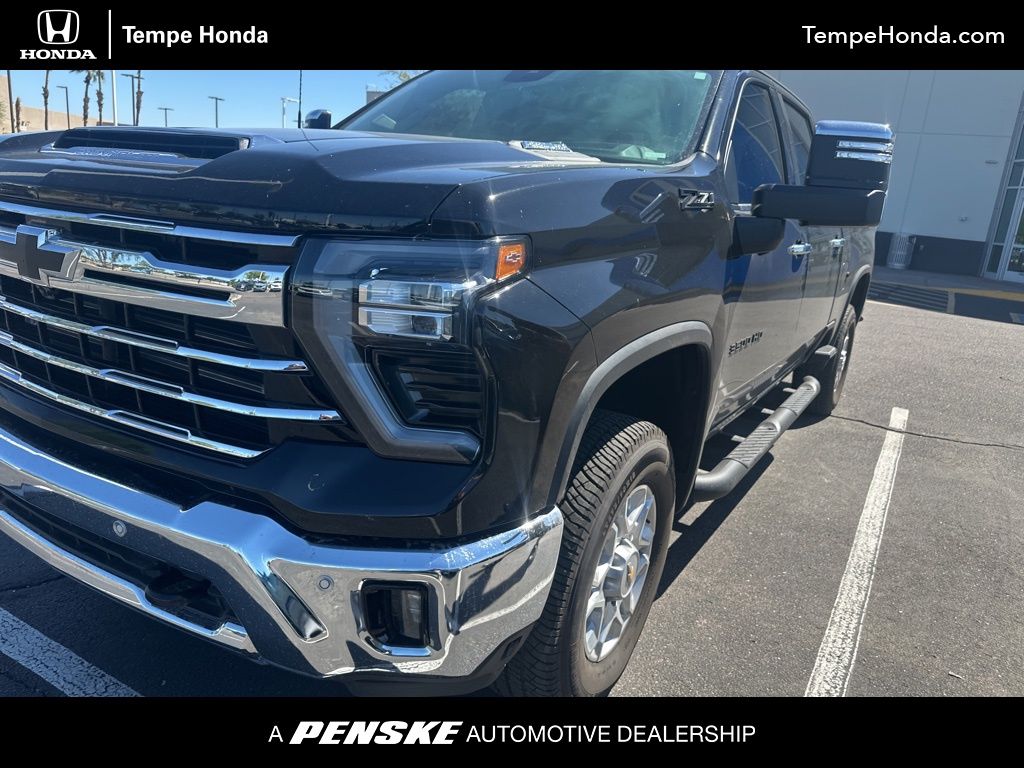 Thumbnail: 2025 Chevrolet Silverado 3500 - 1