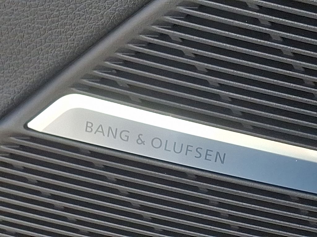 Thumbnail: 2026 Audi Q7 - 21