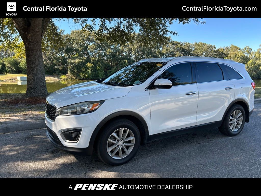 2016 Kia Sorento LX's photo