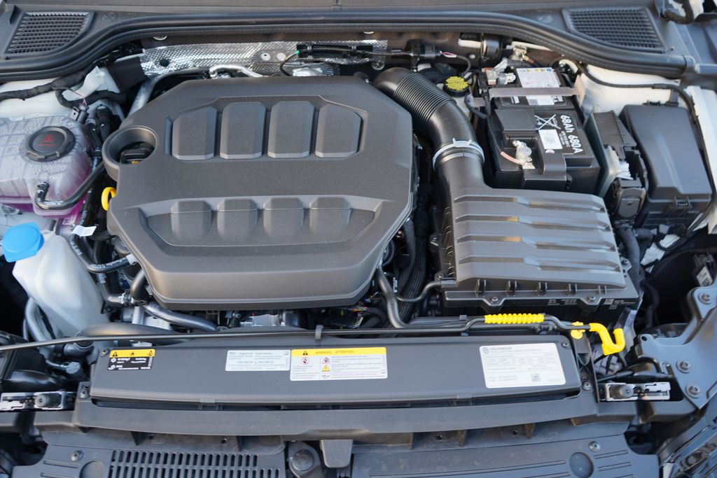 2024 Volkswagen Golf R 25