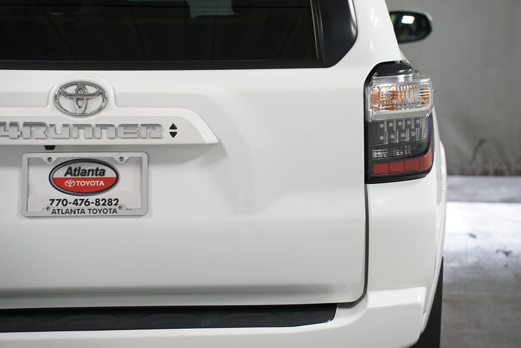 Thumbnail: 2024 Toyota 4Runner - 10