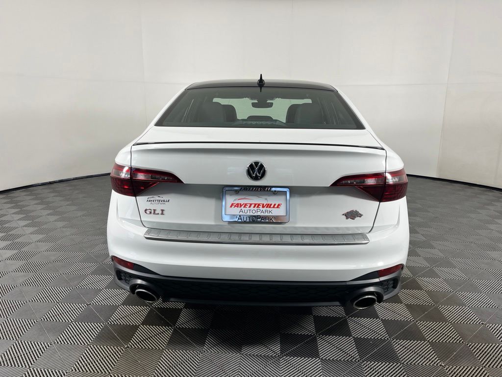 Thumbnail: 2023 Volkswagen Jetta - 6