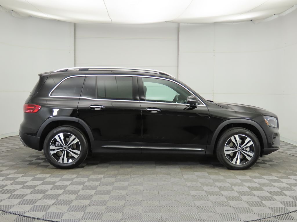 Thumbnail: 2025 Mercedes-Benz GLB - 4